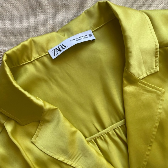 Zara button up crop top - Picture 2 of 2